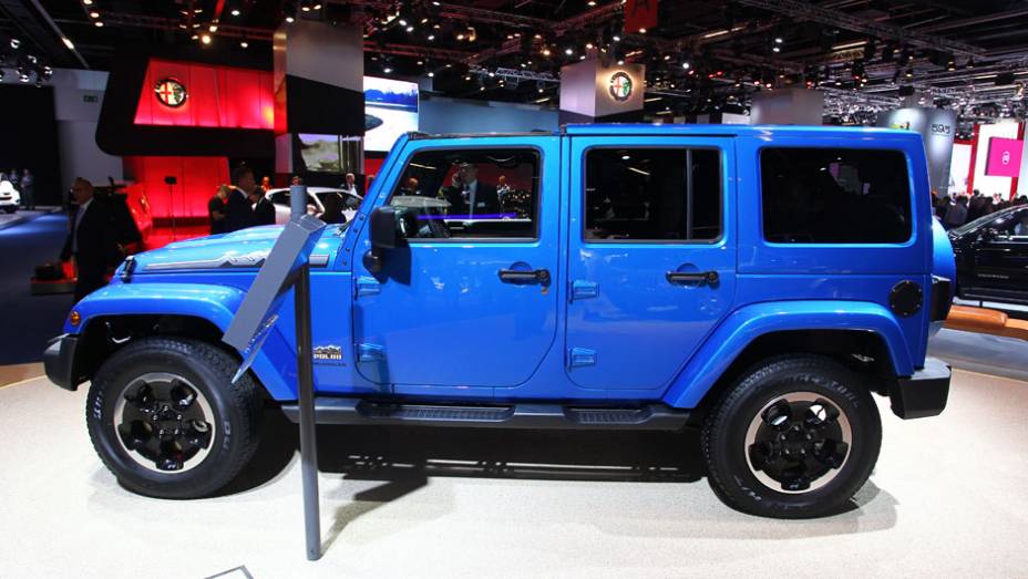 Jeep Wrangler Polar | <a href="https://beta-develop.quatrorodas.abril.com.br/saloes/frankfurt/2013/jeep-wrangler-polar-752062.shtml" rel="migration">Leia mais</a>