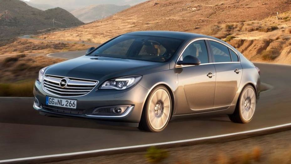 A Opel aproveita o Salão de Frankfurt para mostrar a linha 2014 da família Insignia | <a href="https://beta-develop.quatrorodas.abril.com.br/saloes/frankfurt/2013/opel-insignia-753542.shtml" rel="migration">Leia mais</a>