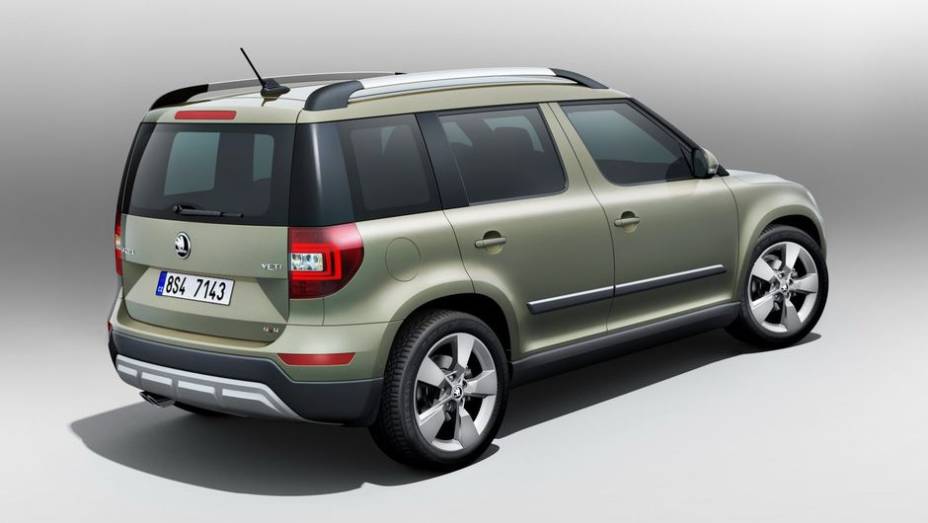 ...e Outdoor, com visual mais rústico, tendo todas essas partes em plástico preto | <a href="https://beta-develop.quatrorodas.abril.com.br/saloes/frankfurt/2013/skoda-yeti-753464.shtml" rel="migration">Leia mais</a> ...e Outdoor, com visual mais rústico, tendo todas essas partes em plástico preto | <a href="https://beta-develop.quatrorodas.abril.com.br/saloes/frankfurt/2013/skoda-yeti-753464.shtml" rel="migration">Leia mais</a>