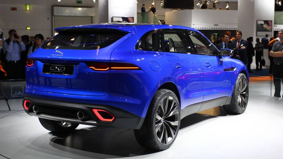 Jaguar C-X17 concept | <a href="https://beta-develop.quatrorodas.abril.com.br/saloes/frankfurt/2013/jaguar-c-x17-concept-752065.shtml" rel="migration">Leia mais</a>