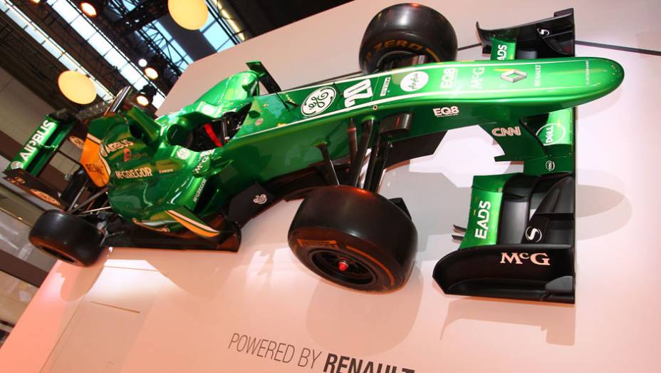 Caterham F1 | <a href="https://beta-develop.quatrorodas.abril.com.br/galerias/saloes/frankfurt/2013/direto-frankfurt-2013-1-753497.shtml" rel="migration">Direto de Frankfurt 2013 - parte 1</a> | <a href="https://beta-develop.quatrorodas.abril.com.br/galerias/saloes/frankfurt/2013/direto-frankfurt-" rel="migration"></a>