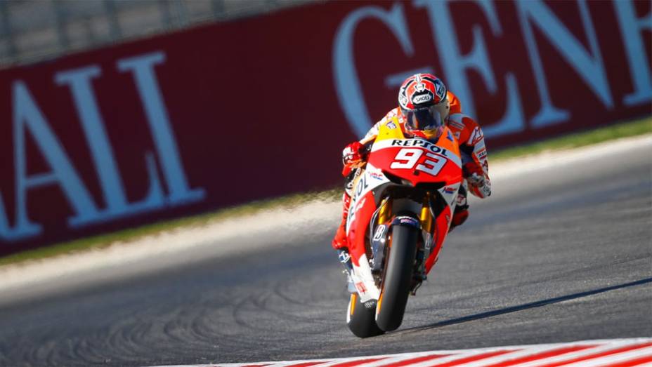 Marc Márquez foi novamente o mais rápido durante os treinos livres | <a href="https://beta-develop.quatrorodas.abril.com.br/moto/noticias/motogp-marquez-lidera-sexta-feira-misano-754019.shtml" rel="migration">Leia mais</a>