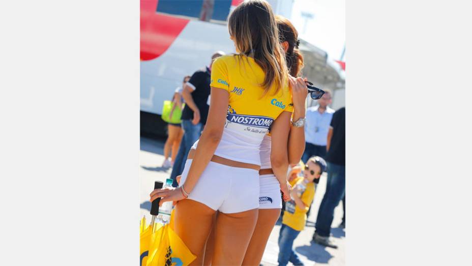 Veja as belas garotas da MotoGP, etapa de San Marino| <a href="https://beta-develop.quatrorodas.abril.com.br/moto/noticias/motogp-lorenzo-triunfa-misano-754124.shtml" rel="migration">Leia mais</a>