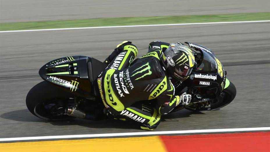 Cam Crutchlow (Monster Yamaha Tech3) ficou em sexto no circuito de Motorland | <a href="https://beta-develop.quatrorodas.abril.com.br/moto/noticias/motogp-marquez-lidera-sexta-feira-aragon-755443.shtml" rel="migration">Leia mais</a>