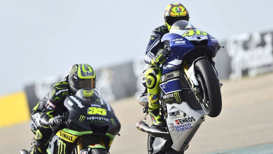 Valentino Rossi foi apenas o sétimo | <a href="https://beta-develop.quatrorodas.abril.com.br/moto/noticias/motogp-marquez-lidera-sexta-feira-aragon-755443.shtml" rel="migration">Leia mais</a>