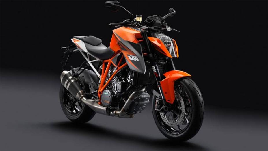 A KTM 1290 Super Duke R 2014 tem um torque máximo absurdo de 14,68 mkgf | <a href="https://beta-develop.quatrorodas.abril.com.br/moto/noticias/ktm-revela-1290-super-duke-r-2014-755875.shtml" rel="migration">Leia mais</a>