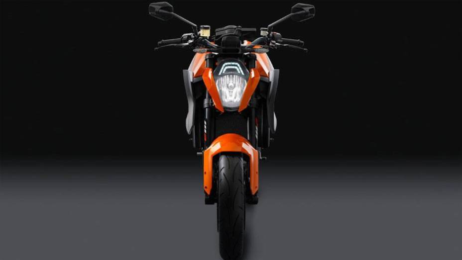 A motocicleta tamb&eacute;m possui acelerador eletr&ocirc;nico Keihin (ride-by-wire) e controle de tra&ccedil;&atilde;o | <a href="https://beta-develop.quatrorodas.abril.com.br/moto/noticias/ktm-revela-1290-super-duke-r-2014-755875.shtml" rel="migration">Leia mais</a>