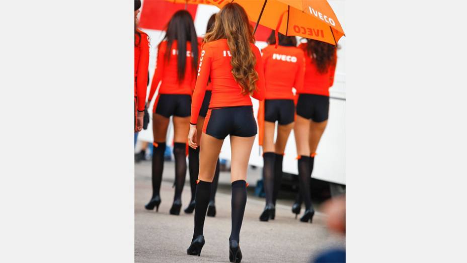 Veja as belas garotas da MotoGP, etapa de Arag&oacute;n | <a href="https://beta-develop.quatrorodas.abril.com.br/moto/galerias/competicoes/motogp-aragon-domingo-755577.shtml" rel="migration">Leia mais</a>