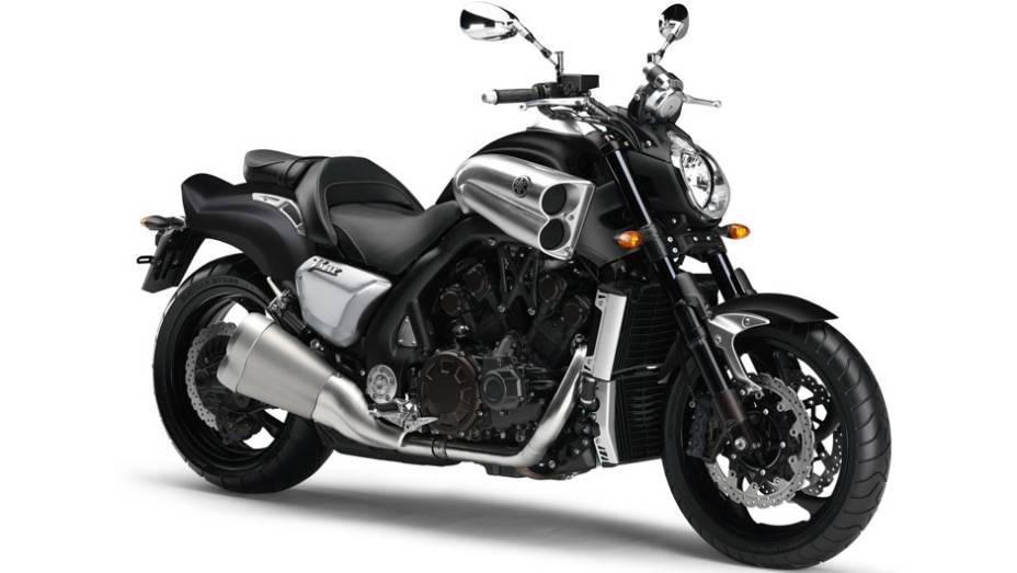 Seu torque máximo é de 17 mkgf a 6.500 rpm | <a href="https://beta-develop.quatrorodas.abril.com.br/moto/noticias/tmax-destaque-yamaha-salao-duas-rodas-756402.shtml" rel="migration">Leia mais</a>