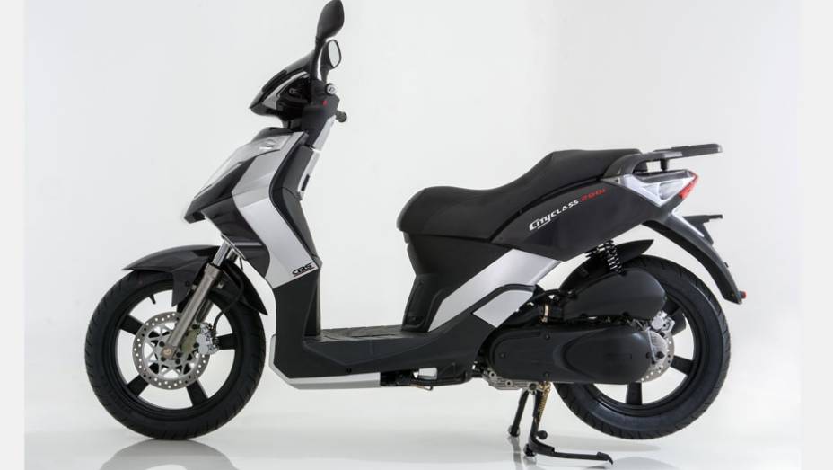 O novo scooter Cityclass 200i chega apenas em maio do próximo ano às concessionárias | <a href="https://beta-develop.quatrorodas.abril.com.br/moto/noticias/dafra-apresenta-novos-modelos-salao-duas-rodas-756438.shtml" rel="migration">Leia mais</a>