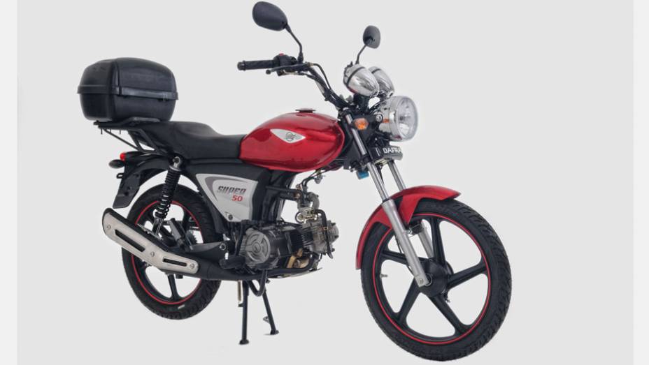 Dafra mostrou nova Super 50 no Salão Duas Rodas 2013 | <a href="https://beta-develop.quatrorodas.abril.com.br/moto/noticias/dafra-apresenta-novos-modelos-salao-duas-rodas-756438.shtml" rel="migration">Leia mais</a>