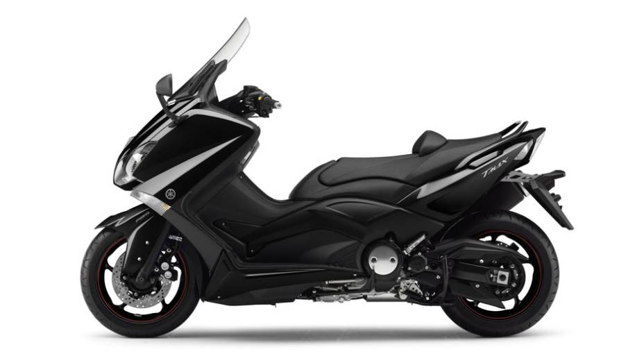 Scooter tem motor bicilíndrico de 530 cc que gera 46,5 cavalos de potência | <a href="https://beta-develop.quatrorodas.abril.com.br/moto/noticias/tmax-destaque-yamaha-salao-duas-rodas-756402.shtml" rel="migration">Leia mais</a> Scooter tem motor bicilíndrico de 530 cc que gera 46,5 cavalos de potência | <a href="https://beta-develop.quatrorodas.abril.com.br/moto/noticias/tmax-destaque-yamaha-salao-duas-rodas-756402.shtml" rel="migration">Leia mais</a>