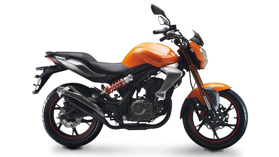 Keeway RKX 200i | <a href="https://beta-develop.quatrorodas.abril.com.br/moto/noticias/keeway-chega-ao-brasil-oito-modelos-756823.shtml" rel="migration">Leia mais</a> Keeway RKX 200i | <a href="https://beta-develop.quatrorodas.abril.com.br/moto/noticias/keeway-chega-ao-brasil-oito-modelos-756823.shtml" rel="migration">Leia mais</a>