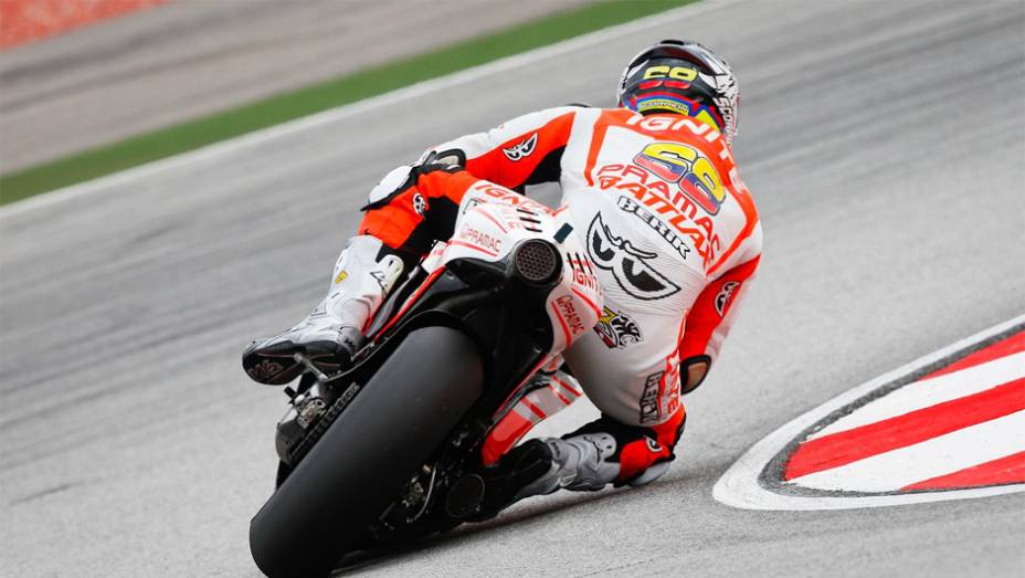 Yonny Hernandez fechou a lista dos dez melhores no GP da Malásia | <a href="https://beta-develop.quatrorodas.abril.com.br/moto/noticias/motogp-dani-pedrosa-vence-sepang-756916.shtml" rel="migration">Leia mais</a>