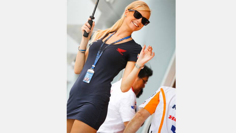 Veja as belas garotas da MotoGP da Malásia e saiba como foi a corrida | <a href="https://beta-develop.quatrorodas.abril.com.br/moto/noticias/motogp-dani-pedrosa-vence-sepang-756916.shtml" rel="migration">Leia mais</a>