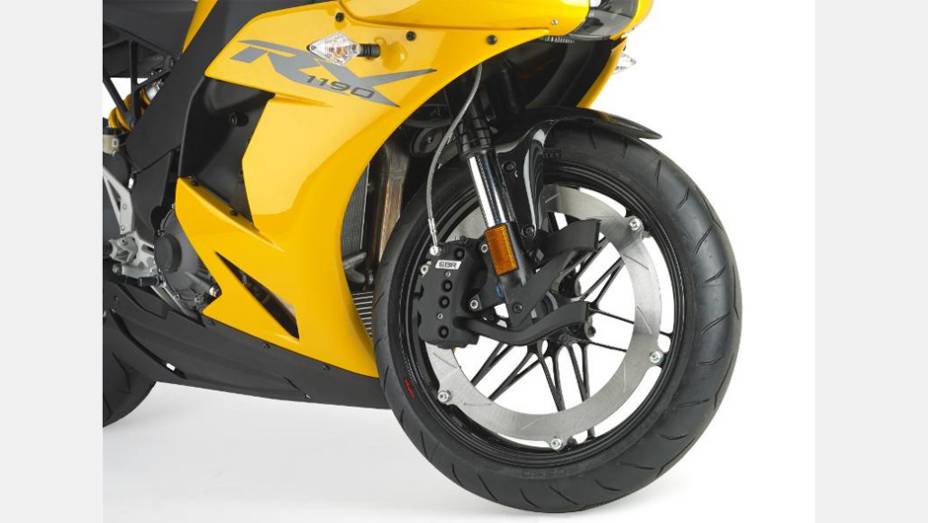 Detalhe do disco de freio dianteiro | <a href="https://beta-develop.quatrorodas.abril.com.br/moto/noticias/erik-buell-racing-apresenta-nova-1190rx-757464.shtml" rel="migration">Leia mais</a>