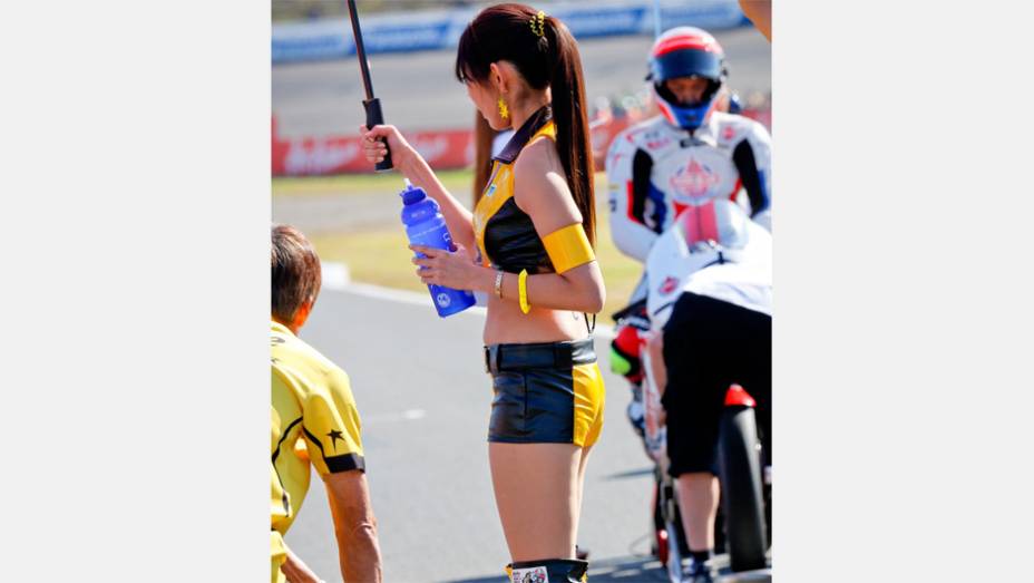 Veja as belas Garotas da MotoGP - Jap&atilde;o | <a href="https://beta-develop.quatrorodas.abril.com.br/moto/noticias/motogp-definicao-titulo-fica-ultima-prova-758422.shtml" rel="migration">Leia mais</a>
