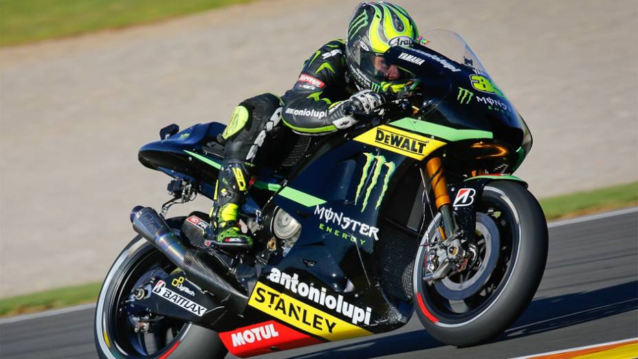 Crutchlow foi o quarto no circuito Ricardo Tormo de Cheste | <a href="https://beta-develop.quatrorodas.abril.com.br/moto/noticias/motogp-marquez-mais-rapido-valencia-nesta-sexta-759752.shtml" rel="migration">Leia mais</a>