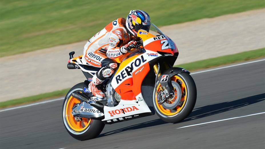 Pedrosa foi o terceiro mais rápido | <a href="https://beta-develop.quatrorodas.abril.com.br/moto/noticias/motogp-marquez-largara-pole-valencia-759861.shtml" rel="migration">Leia mais</a>