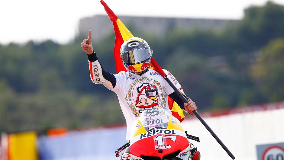 M&aacute;rquez se tornou o mais jovem campe&atilde;o da MotoGP | <a href="https://beta-develop.quatrorodas.abril.com.br/moto/noticias/lorenzo-vence-nao-impede-titulo-marquez-759873.shtml" rel="migration"></a>