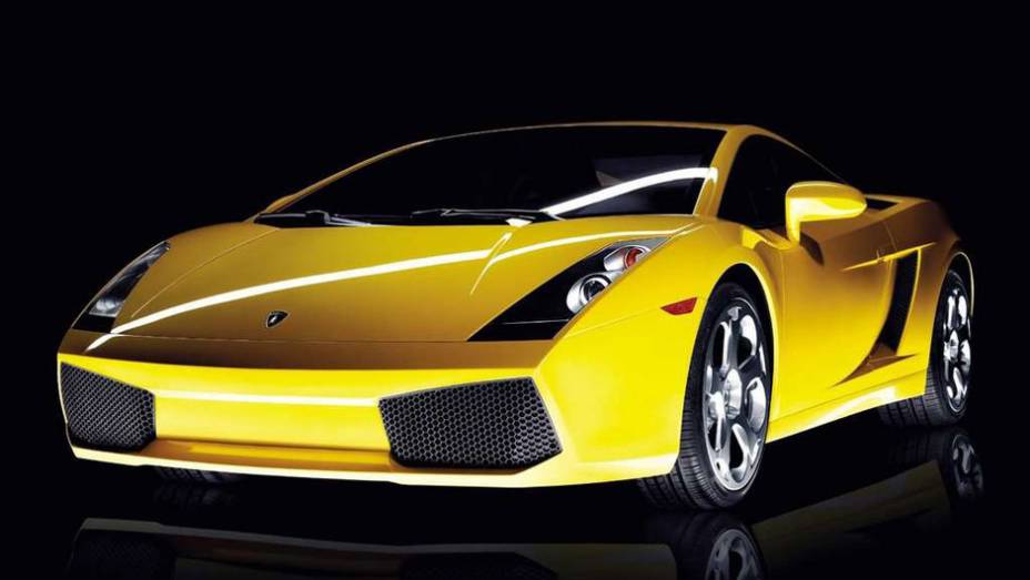9) Lamborghini Gallardo - Valor do IPVA 2013: R$ 59.178 - Valor venal, segundo tabela Fipe: R$ 1.479.462 - Ano: 2012 - Carro que esse IPVA pagaria: Citro&euml;n AIRCROSS GLX 1.6 Flex 16V 5p Aut. (R$ 59.546)