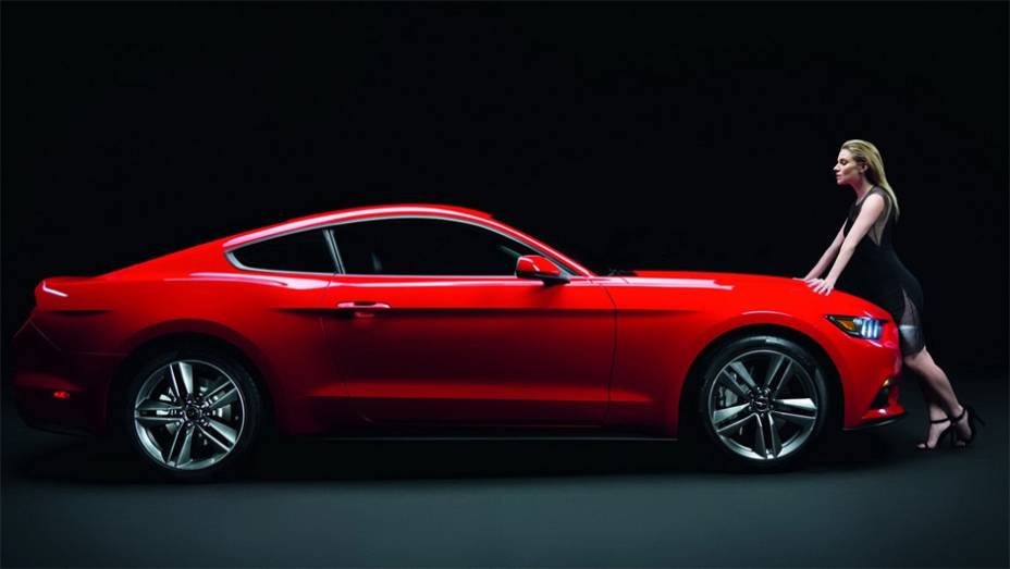 Quem n&atilde;o tinha gostado do novo Mustang pode mudar de ideia... | <a href="https://beta-develop.quatrorodas.abril.com.br/blogs/planeta-carro/2013/12/06/nao-gostou-do-novo-mustang/" rel="migration">Leia mais</a>