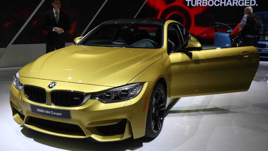 BMW M4 Coupe | <a href="https://beta-develop.quatrorodas.abril.com.br/noticias/saloes/detroit-2014/bmw-apresenta-novos-m3-m4-762958.shtml" rel="migration">Leia mais</a>