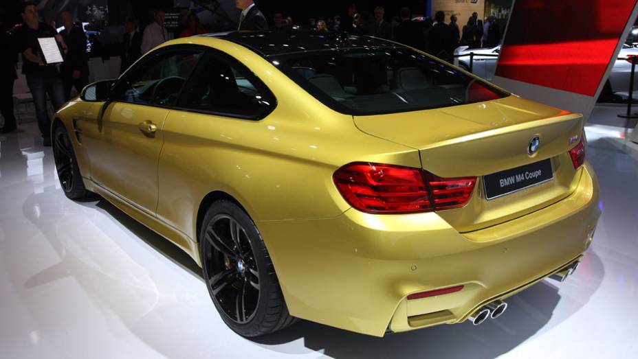 BMW M4 Coupe | <a href="https://beta-develop.quatrorodas.abril.com.br/noticias/saloes/detroit-2014/bmw-apresenta-novos-m3-m4-762958.shtml" rel="migration">Leia mais</a>