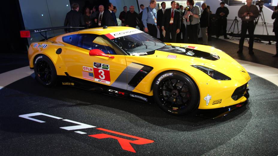 Chevrolet Corvette C7.R | <a href="https://beta-develop.quatrorodas.abril.com.br/noticias/saloes/detroit-2014/chevrolet-leva-corvette-c7-r-2014-detroit-769735.shtml" rel="migration">Leia mais</a>