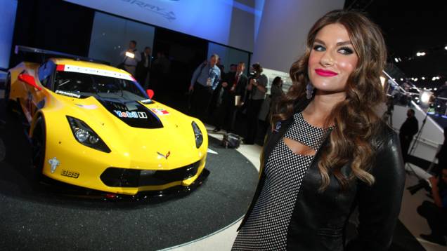 As garotas do Salão de Detroit 2014! | <a href="https://beta-develop.quatrorodas.abril.com.br/noticias/saloes/detroit-2014" rel="migration">Tudo sobre o Salão!</a> As garotas do Salão de Detroit 2014! | <a href="https://beta-develop.quatrorodas.abril.com.br/noticias/saloes/detroit-2014" rel="migration">Tudo sobre o Salão!</a>