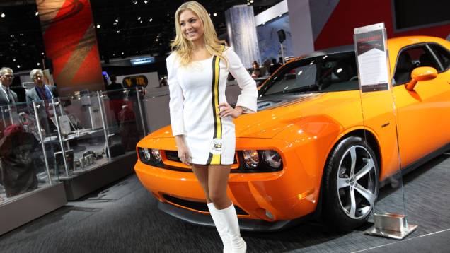 As garotas do Salão de Detroit 2014! | <a href="https://beta-develop.quatrorodas.abril.com.br/noticias/saloes/detroit-2014" rel="migration">Tudo sobre o Salão!</a> As garotas do Salão de Detroit 2014! | <a href="https://beta-develop.quatrorodas.abril.com.br/noticias/saloes/detroit-2014" rel="migration">Tudo sobre o Salão!</a>
