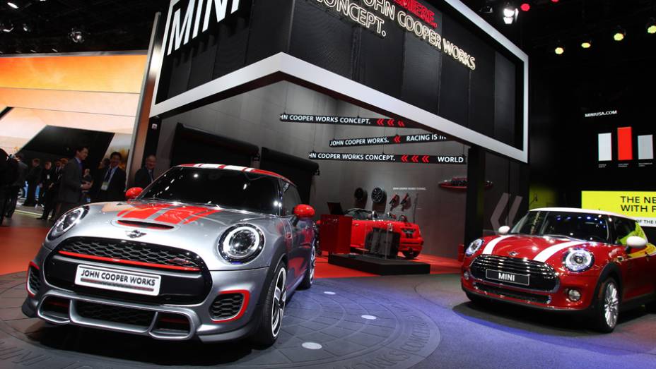 O primeiro grande evento automotivo do ano é o Salão de Detroit. Confira imagens dos principais lançamentos do salão! O primeiro grande evento automotivo do ano é o Salão de Detroit. Confira imagens dos principais lançamentos do salão!