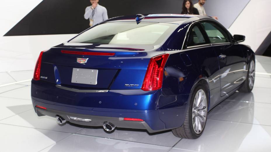 Cadillac ATS Coupe | <a href="https://beta-develop.quatrorodas.abril.com.br/noticias/saloes/detroit-2014/cadillac-apresenta-ats-coupe-2015-770397.shtml" rel="migration">Leia Mais</a> Cadillac ATS Coupe | <a href="https://beta-develop.quatrorodas.abril.com.br/noticias/saloes/detroit-2014/cadillac-apresenta-ats-coupe-2015-770397.shtml" rel="migration">Leia Mais</a>