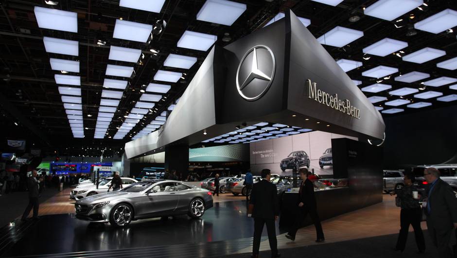 Estande da Mercedes-Benz | <a href="https://beta-develop.quatrorodas.abril.com.br/noticias/saloes/detroit-2014" rel="migration">Tudo sobre o Sal&atilde;o de Detroit!</a>