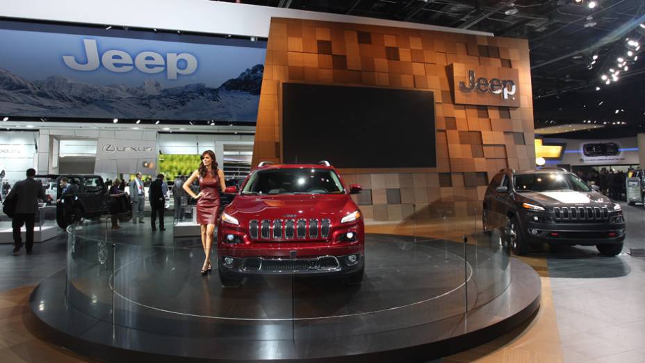 Jeep Cherokee | <a href="https://beta-develop.quatrorodas.abril.com.br/noticias/saloes/detroit-2014" rel="migration">Tudo sobre o Sal&atilde;o de Detroit!</a>