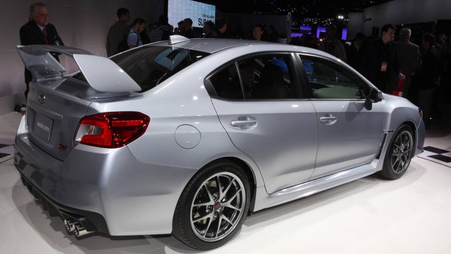 Subaru WRX STI | <a href="https://beta-develop.quatrorodas.abril.com.br/noticias/saloes/detroit-2014/subaru-apresenta-wrx-sti-770456.shtml" rel="migration">Leia Mais</a>