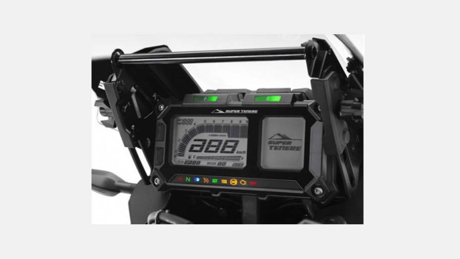 O modelo agora vem de f&aacute;brica com controle de cruzeiro e novo painel de instrumentos com tela em LCD | <a href="https://beta-develop.quatrorodas.abril.com.br/moto/noticias/nova-yamaha-super-tenere-es-surge-canada-771544.shtml" rel="migration">Leia mais</a>