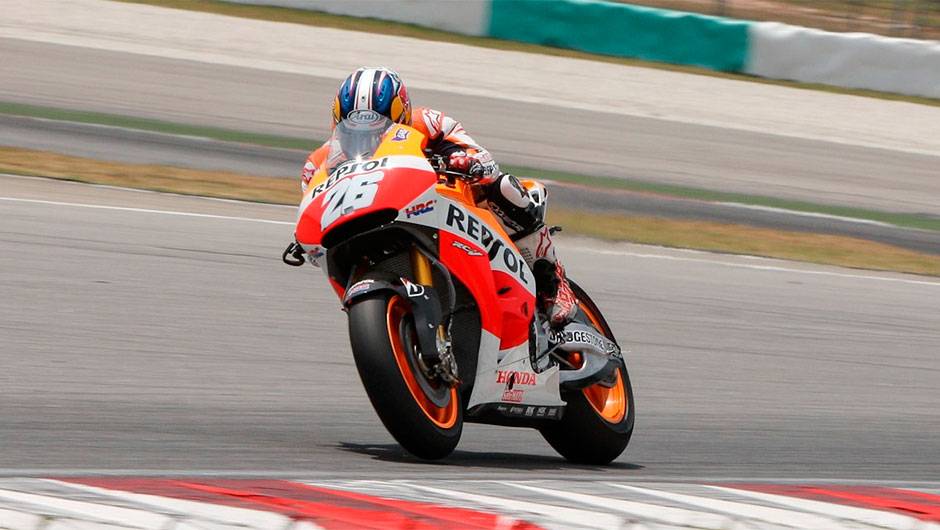 Dani Pedrosa aparece em terceiro... | <a href="https://beta-develop.quatrorodas.abril.com.br/moto/noticias/motogp-marquez-lidera-primeiro-dia-testes-sepang-772341.shtml" rel="migration">Leia mais</a>