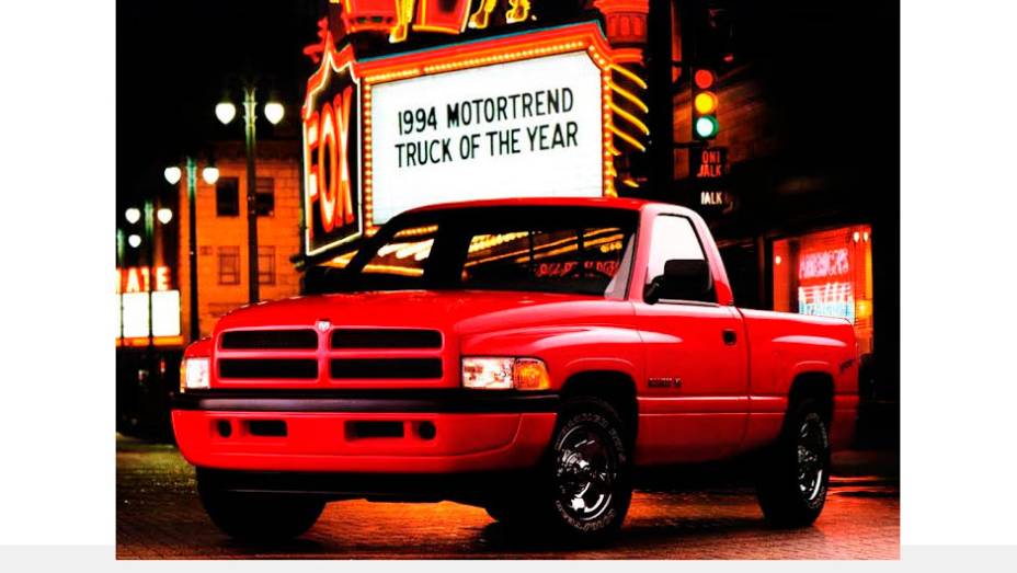 Ram (1994) - Se o nome Ram vem desde 1981, em 1994 o design e o capricho nos itens de conveniência deram um salto evolutivo digno do vigor de seu V8 Ram (1994) - Se o nome Ram vem desde 1981, em 1994 o design e o capricho nos itens de conveniência deram um salto evolutivo digno do vigor de seu V8