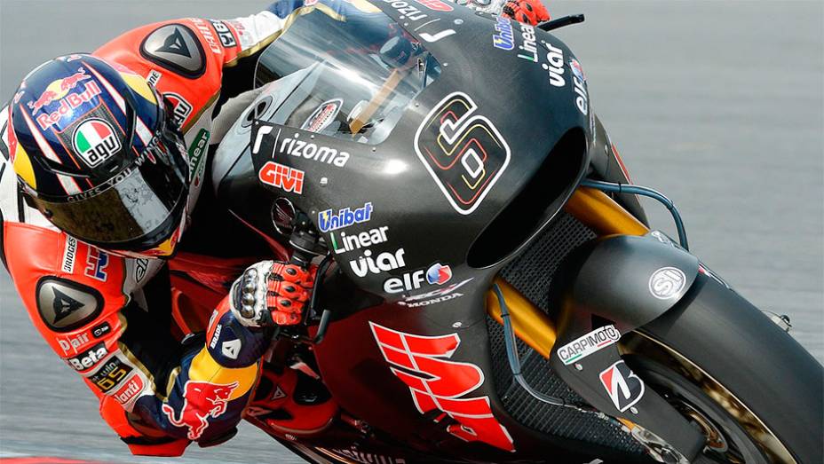 Com domínio da Honda, Stefan Bradl foi o terceiro | <a href="https://beta-develop.quatrorodas.abril.com.br/moto/noticias/motogp-marquez-domina-sepang-dia-772483.shtml" rel="migration">Leia mais</a>