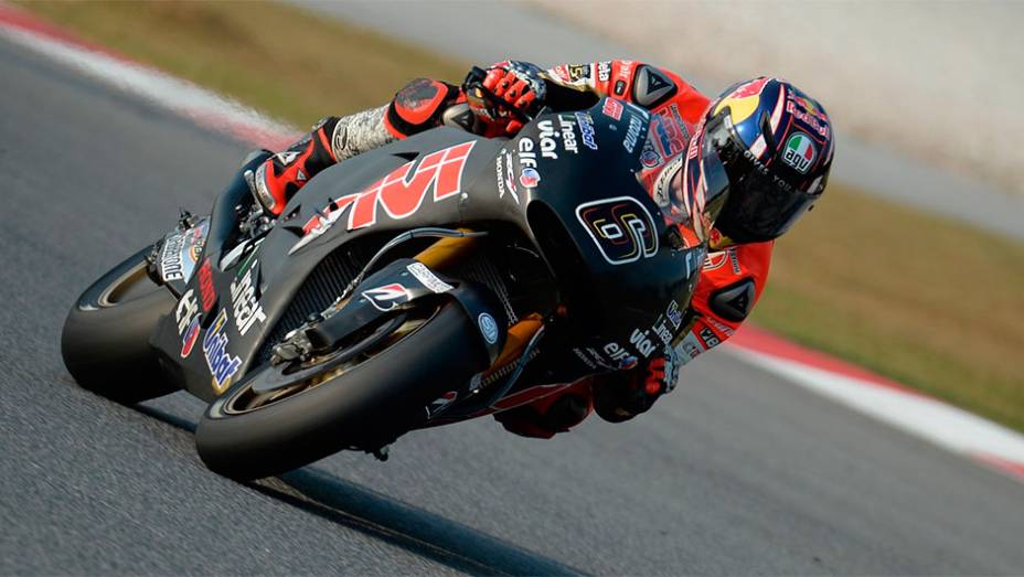 Na sexta colocação aparece o alemão Stefan Bradl | <a href="https://beta-develop.quatrorodas.abril.com.br/moto/noticias/motogp-marc-marquez-insuperavel-malasia-772574.shtml" rel="migration">Leia mais</a>