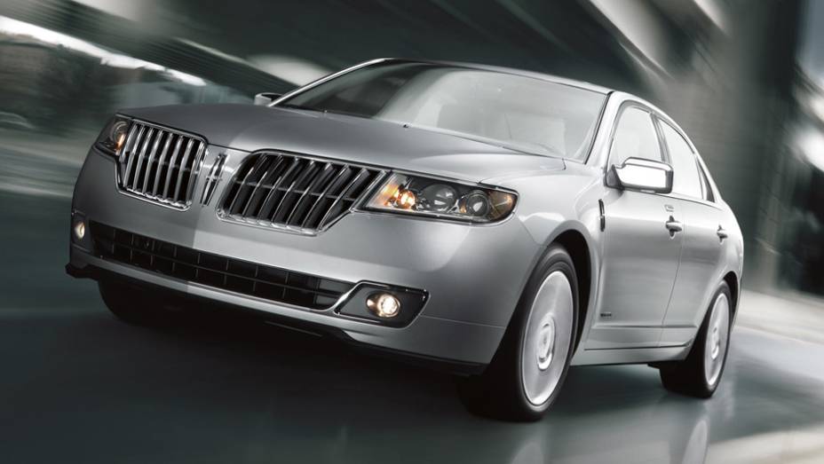 Lincoln - 114 PP100 | <a href="https://beta-develop.quatrorodas.abril.com.br/noticias/fabricantes/estudo-mostra-problemas-carros-novos-aumentou-773266.shtml" rel="migration">Leia mais</a>