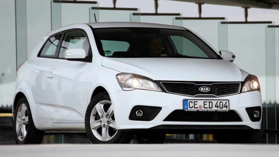 Kia - 151 PP100 | <a href="https://beta-develop.quatrorodas.abril.com.br/noticias/fabricantes/estudo-mostra-problemas-carros-novos-aumentou-773266.shtml" rel="migration">Leia mais</a>