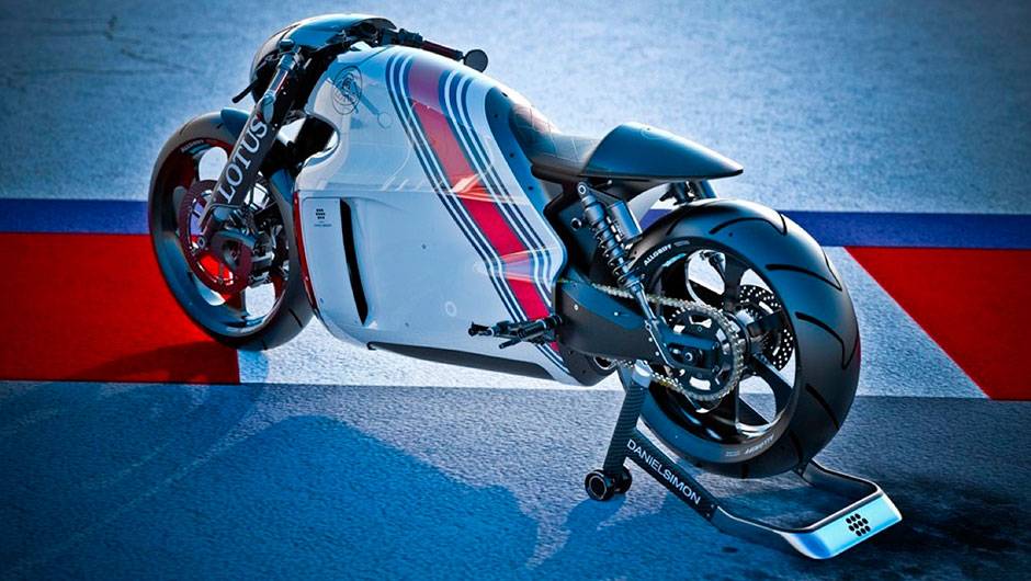 Seu chassi &eacute; composto de alum&iacute;nio, fibra de carbono e a&ccedil;o utilizados para fins aeroespaciais | <a href="https://beta-develop.quatrorodas.abril.com.br/moto/noticias/lotus-divulga-imagens-oficiais-c-01-2014-774284.shtml" rel="migration">Leia mais</a>