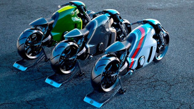A Lotus C-01 2014 conta com alto grau de possibilidades de personaliza&ccedil;&atilde;o, como a pintura em verde e amarelo da Lotus e o branco, azul e vermelho da Martini, por exemplo| <a href="https://beta-develop.quatrorodas.abril.com.br/moto/noticias/lotus-divulga-imagens-oficiai" rel="migration"></a>