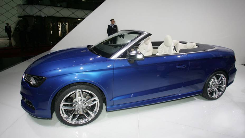 Audi S3 Cabrio | <a href="https://beta-develop.quatrorodas.abril.com.br/noticias/saloes/genebra-2014/" rel="migration">Leia mais</a>| <a href="https://beta-develop.quatrorodas.abril.com.br/galerias/saloes/genebra/2014/direto-genebra-parte-1-775644.shtml" rel="migration">Veja mais: Direto de Genebra - Parte 1</a>