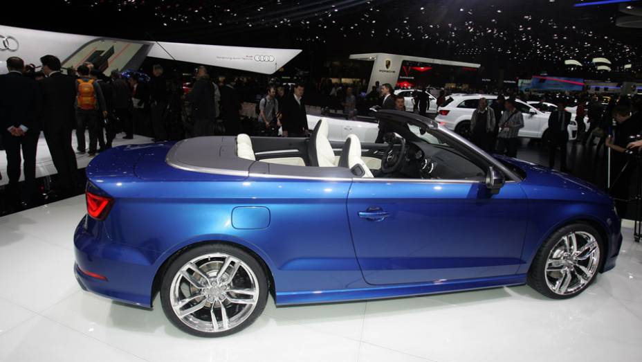 Audi S3 Cabrio | <a href="https://beta-develop.quatrorodas.abril.com.br/noticias/saloes/genebra-2014/" rel="migration">Leia mais</a>| <a href="https://beta-develop.quatrorodas.abril.com.br/galerias/saloes/genebra/2014/direto-genebra-parte-1-775644.shtml" rel="migration">Veja mais: Direto de Genebra - Parte 1</a>