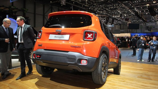 Jeep Renegade | <a href="https://beta-develop.quatrorodas.abril.com.br/noticias/saloes/genebra-2014/jeep-divulga-informacoes-oficiais-renegade-775280.shtml" rel="migration">Leia mais</a>| <a href="https://beta-develop.quatrorodas.abril.com.br/galerias/saloes/genebra/2014/direto-genebra-parte-1-77564" rel="migration"></a>