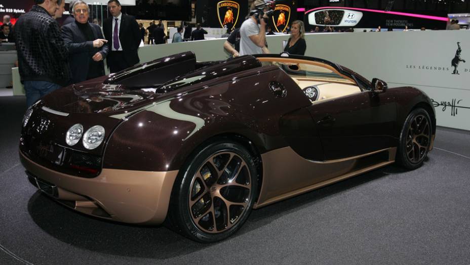 Veyron Grand Sport Vitesse Rembrandt Bugatti | <a href="https://beta-develop.quatrorodas.abril.com.br/noticias/saloes/genebra-2014/bugatti-mostra-veyron-grand-sport-vitesse-rembrandt-bugatti-775217.shtml" rel="migration">Leia mais</a>| <a href="%20https://beta-develop.quatrorodas.abril.com.br/galerias/" rel="migration"></a>