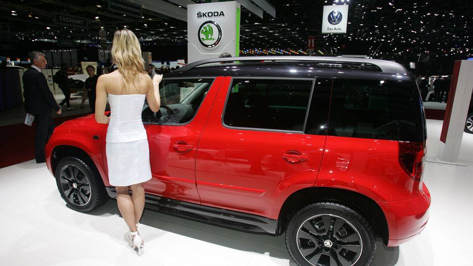 Veja as belas Garotas do <a href="https://beta-develop.quatrorodas.abril.com.br/noticias/saloes/genebra-2014/" rel="migration">Sal&atilde;o de Genebra 2014</a>